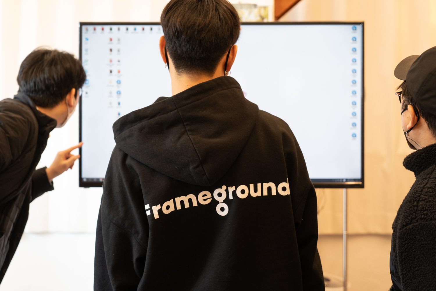 졸업생 스튜디오 방문 프레임그라운드